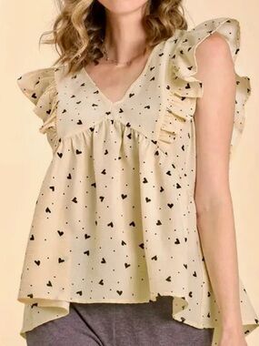 Umgee Cream Top with Black Heart Print and Ruffle Sleeves Size XL